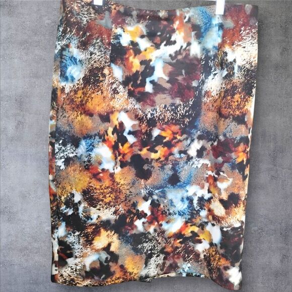 NWT Cupio Pencil Knee Length Skirt Size  Large - Picture 2 of 10